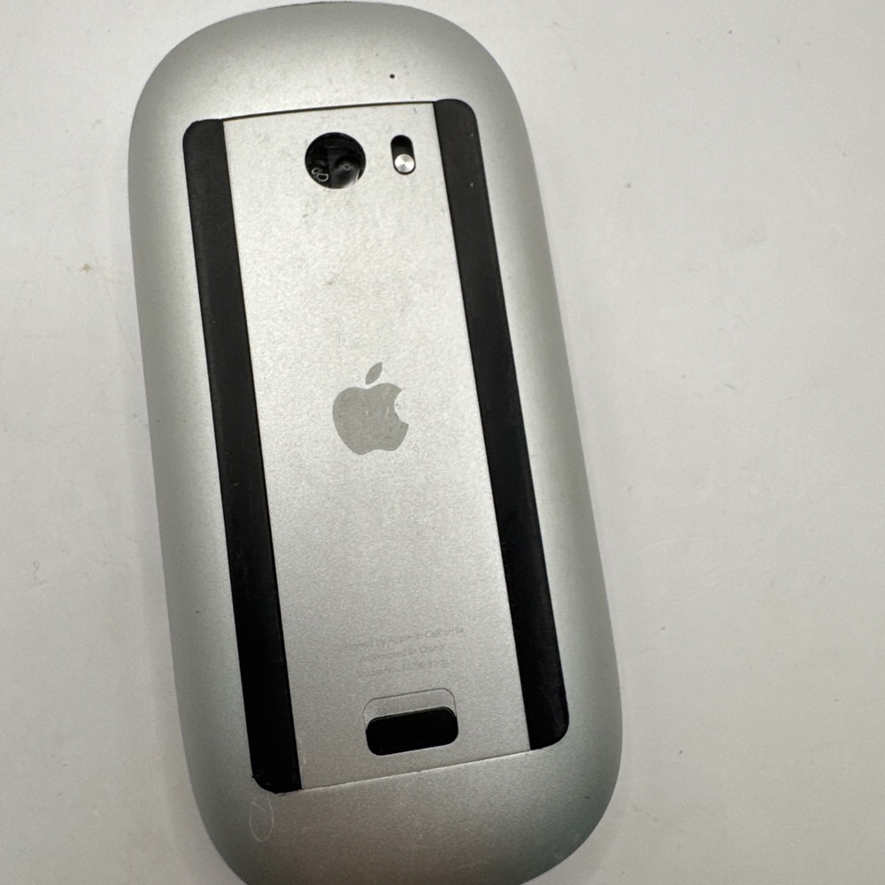 Apple Magic Mouse Wireless Bluetooth White A1657 Multi Touch - Picture 2 of 5